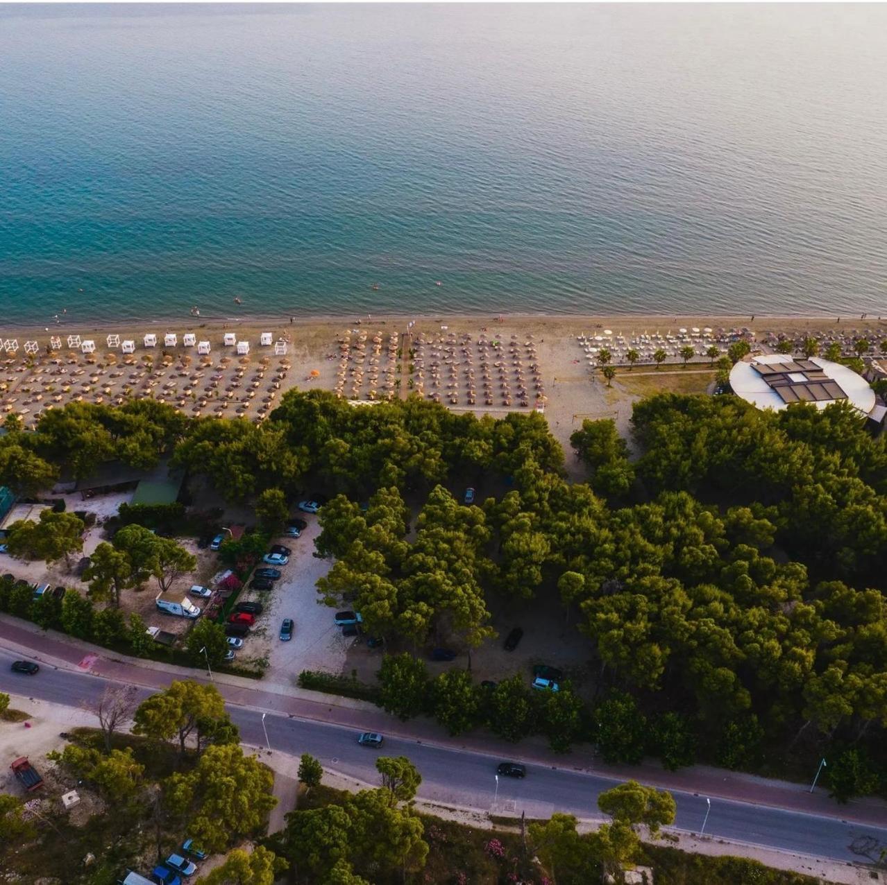 Relax Camping Vlore Hotel Exterior photo